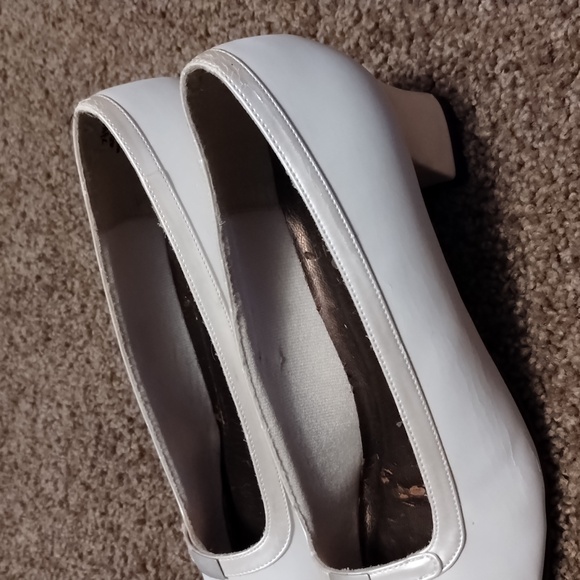 Life Stride women formal dress shoes size 7.5W white heeled shoes - Picture 7 of 11